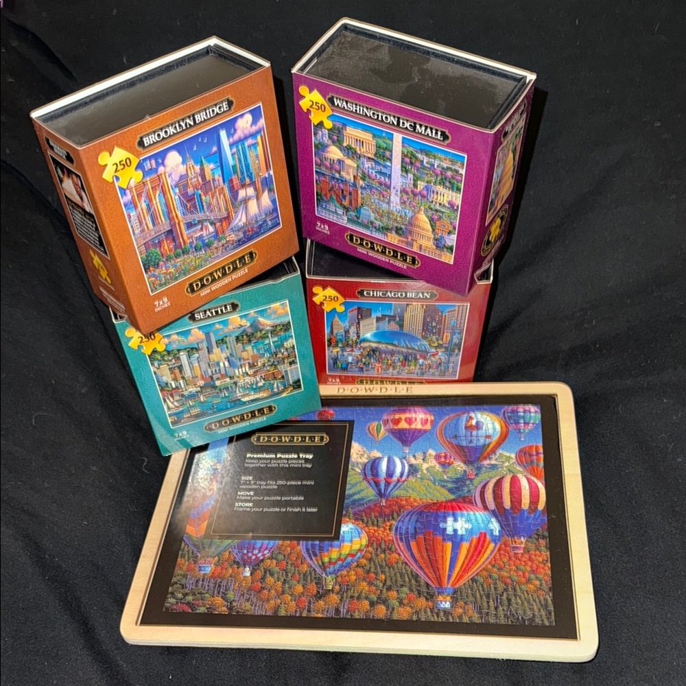 Dowdle Wooden Mini Jigsaw Puzzle 4 Set with board